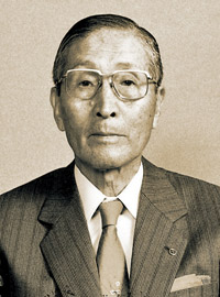 山田源次氏