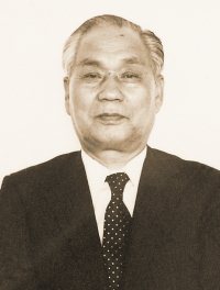 菅家忠雄氏